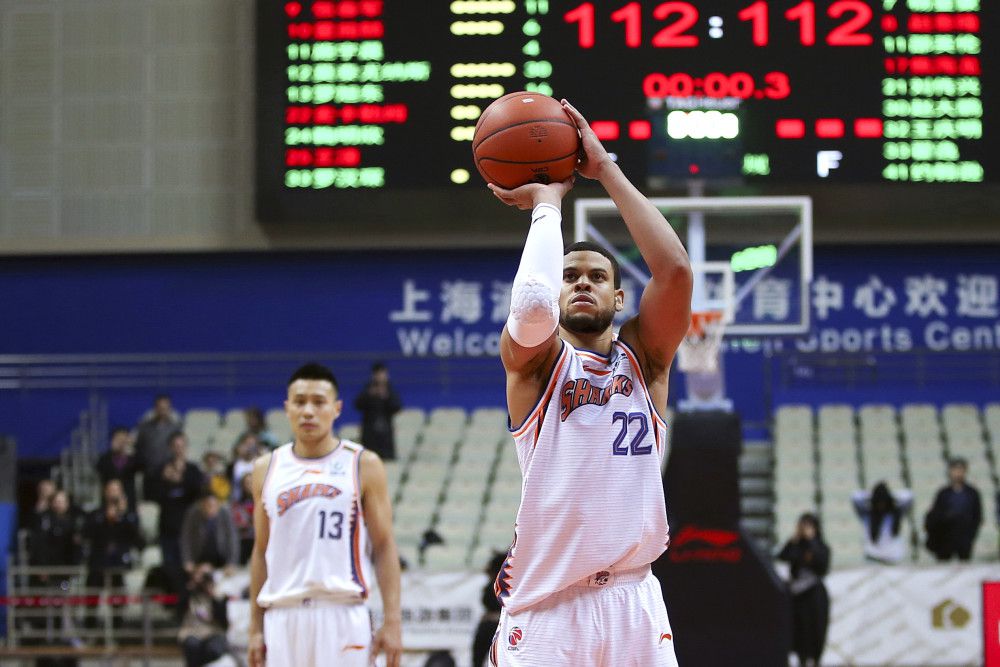 从今天2020年12月3日起到2021年1月，由黄晓明先生担任形象大使的第十七届法国电影展映活动，将在北京、上海、西安、三亚、昆明、大连等全中国近10个城市巡回，放映八部最新的法国电影佳作，这是中国观众在大银幕上领略法国电影的最佳时机